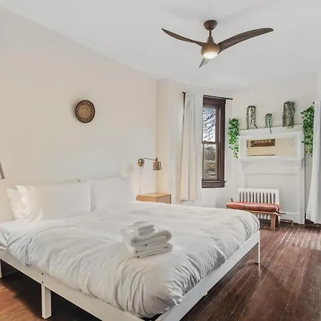 3-Br Historic Home Nestled Btw Petworth & Cohi Washington Exterior photo