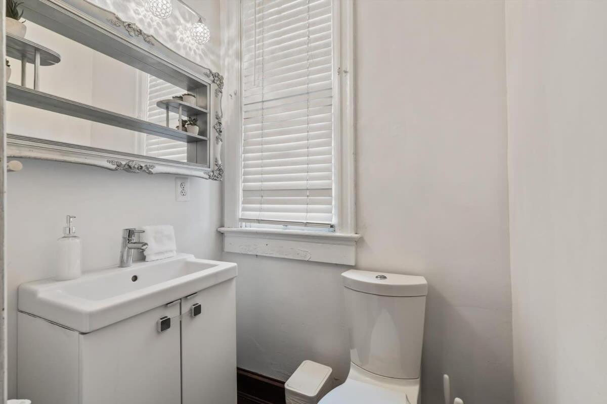 Casa vacanze 3-br Historic Nestled Btw Petworth & Cohi Washington