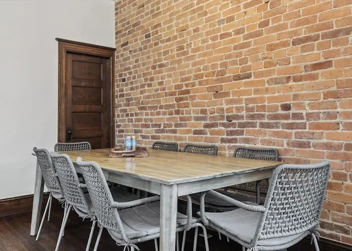 3-Br Historic Home Nestled Btw Petworth & Cohi